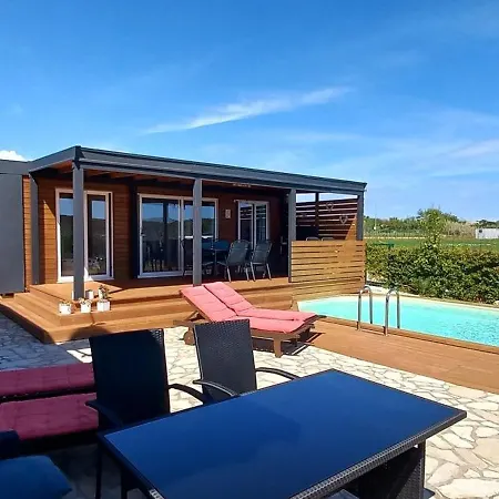 Feriehus Charmantes Strandhaus Beta Im Olivenhain